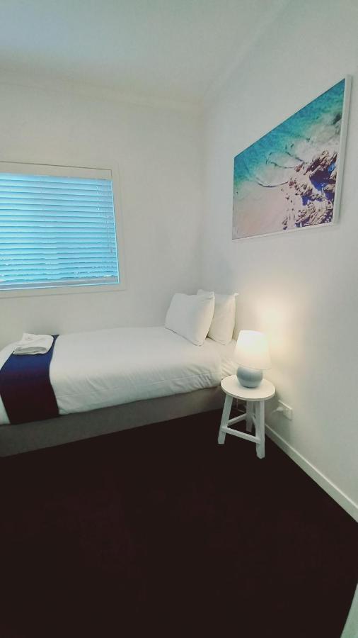 Coromandel Town Harbourside Cottage Luxury Accommodation Екстериор снимка