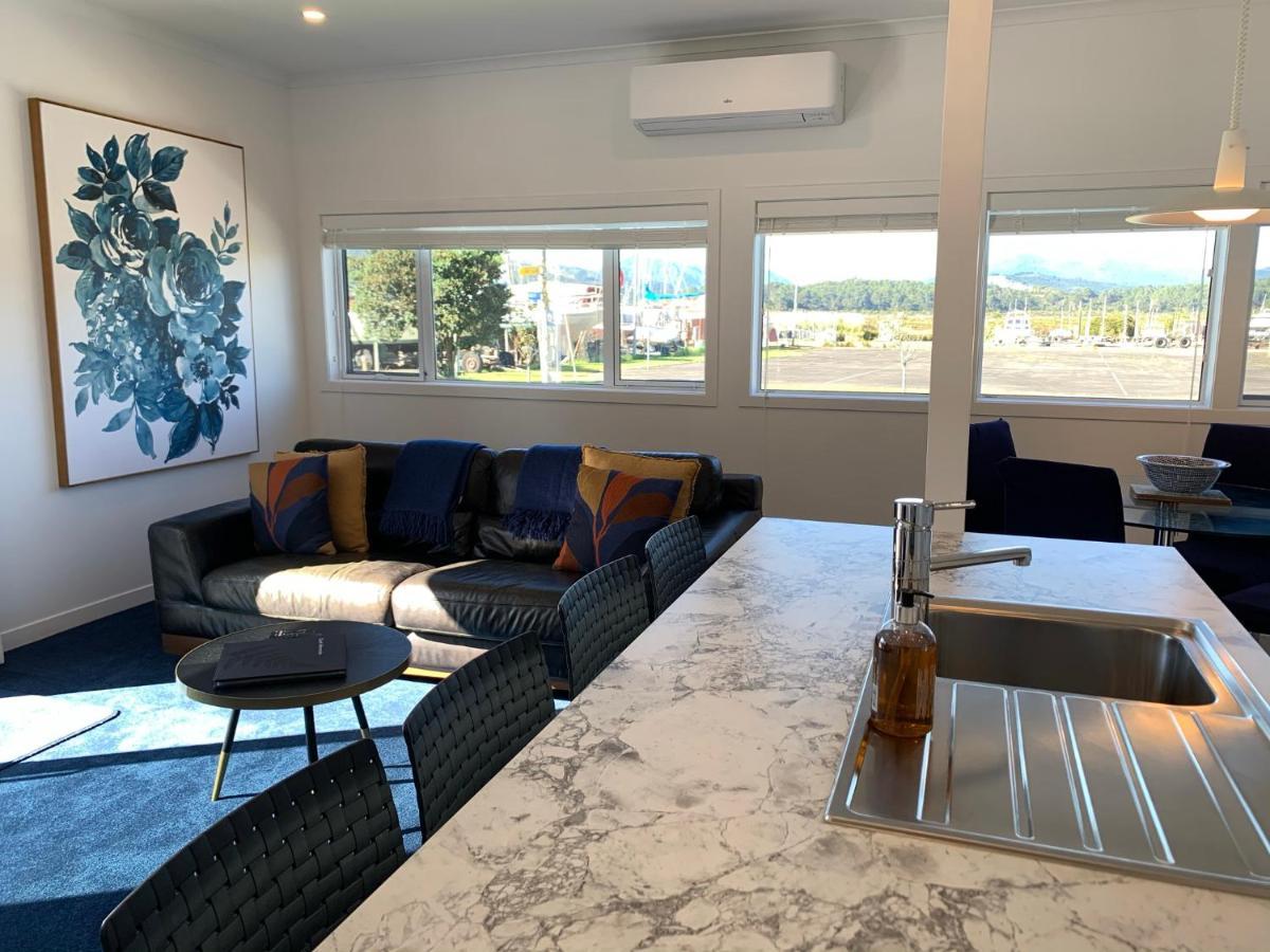 Coromandel Town Harbourside Cottage Luxury Accommodation Екстериор снимка